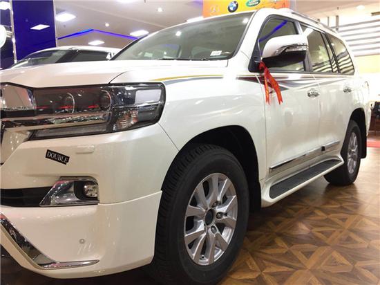 18款4.6酷路泽，自家展位现车，绝无中间f