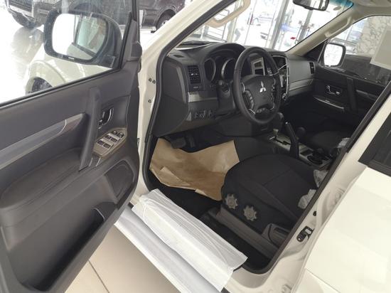 18款帕杰罗V93当之无愧山猫越野无愧之王