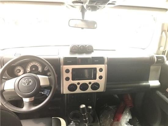 丰田FJ酷路泽中东版 正规手续售车可分期