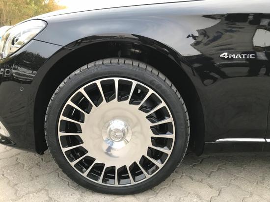 18奔驰迈巴赫S560报价 大饼轮毂世界顶级轿车售全国