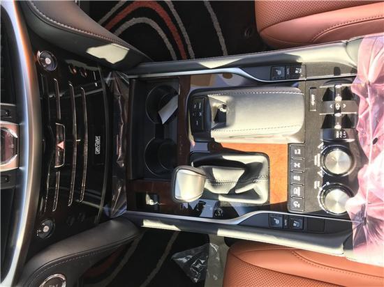 18款雷克萨斯LX570运动版凌志5700报价