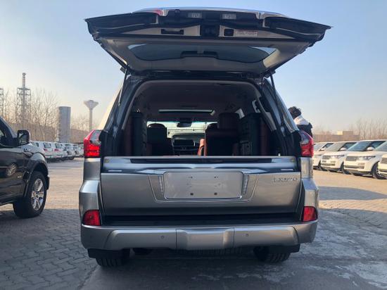 18款雷克萨斯5700中东版 港口报价天津