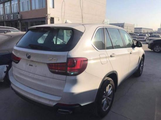 18款宝马X5笔直的腰线充满力量