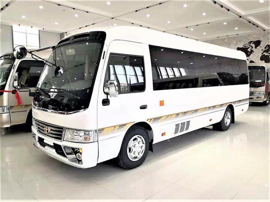 丰田考斯特11座12座豪华商务车