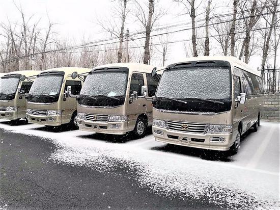 丰田考斯特11座12座豪华商务车