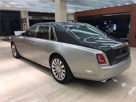 2019劳斯莱斯幻影加长全新旗舰耀目问世