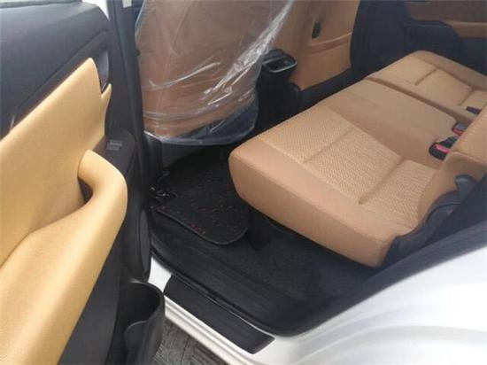 丰田穿越者销售电话:13389982878刘经理