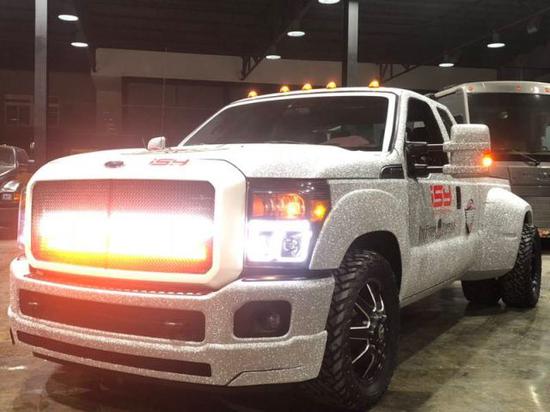 福特F350全新2017超重量级新规格的皮卡