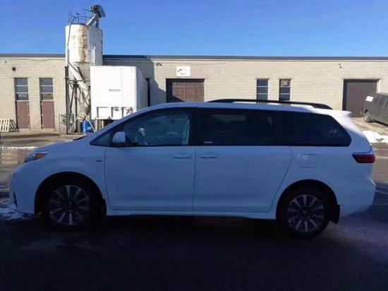 丰田塞纳商务车端午特价销售