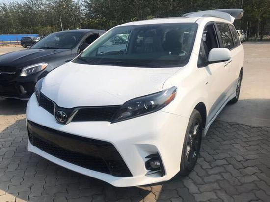 新款丰田塞纳配置丰富价格19款最新报价