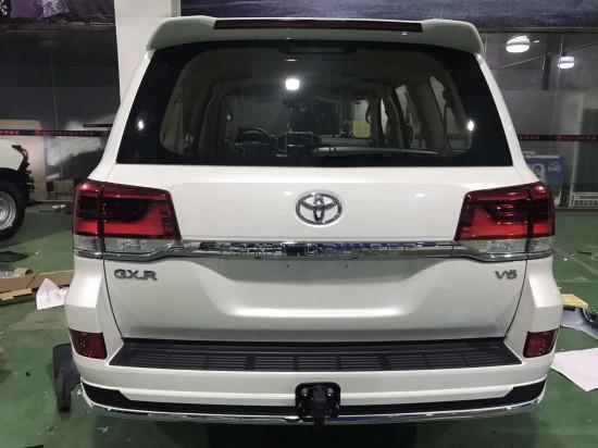 2019款酷路泽4000丐版现车优惠秒杀价格