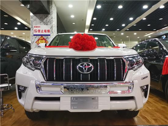 19款丰田霸道4000高配真皮氙灯津港报价