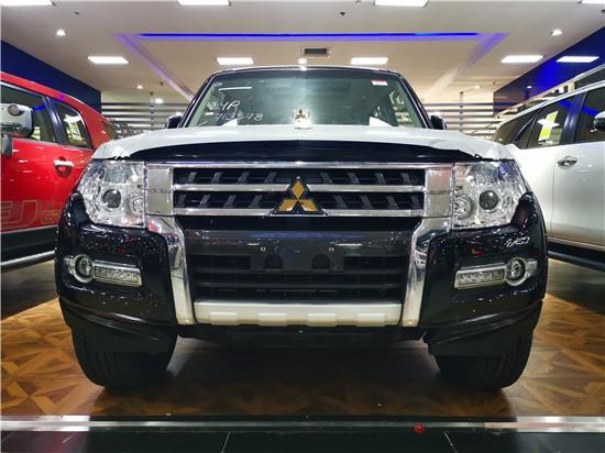 2019款三菱帕杰罗V97 3.8自然吸气带后差