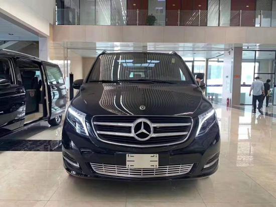 尖端商务19款奔驰V250进口底盘裸车优惠