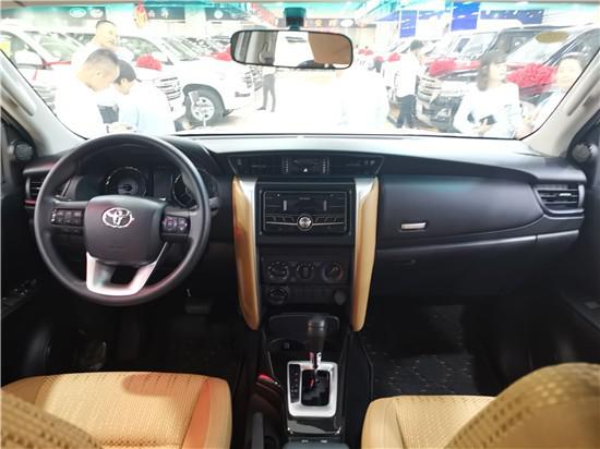 19款丰田穿越者小霸道解析 天津北京报价