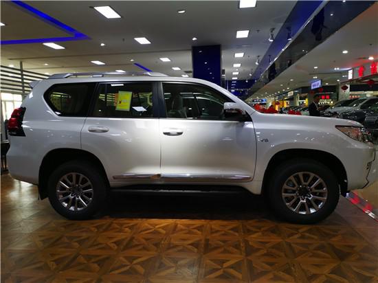 19款丰田霸道4000 天窗遥控启动实车报价