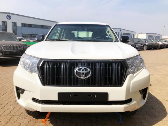 2019款丰田霸道2700行情特价促销手续齐
