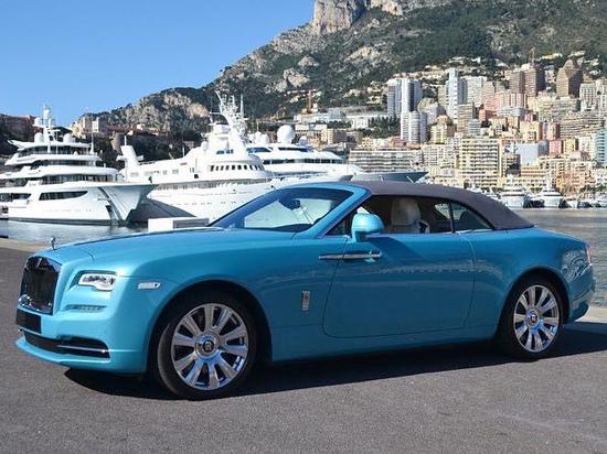 劳斯莱斯曜影敞篷版动力十足 价格优惠