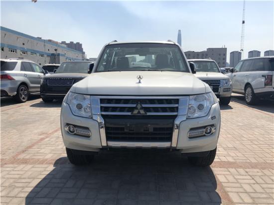 19款三菱帕杰罗3.8L黄金包本月钜惠冲量