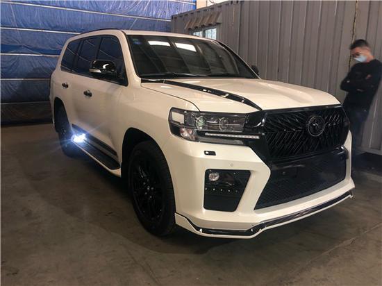 进口丰田酷路泽4000改装实拍魅力无限
