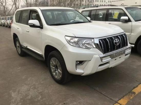 2020款中东版丰田霸道2700天窗版最低价