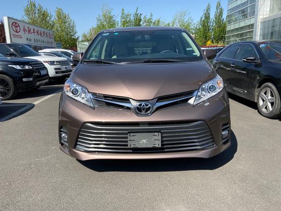 20款丰田塞纳报价 家庭假日商务必备神车