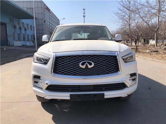 2020款英菲尼迪QX80港口现车报价 送装饰