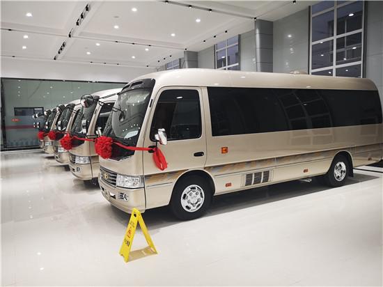 一汽丰田考斯特12座价格 实力豪华中巴