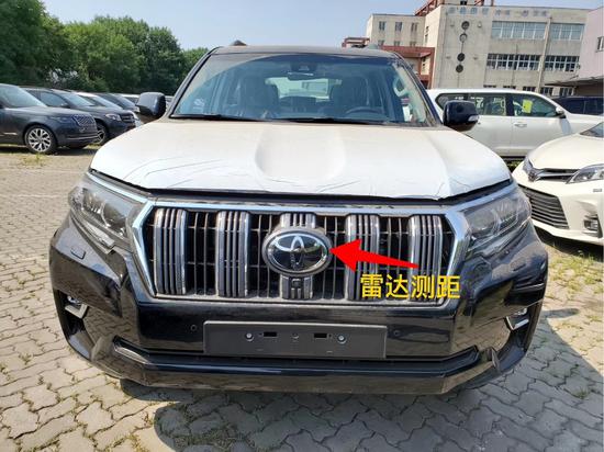 全新一代丰田霸道4000运动风格坚持到底