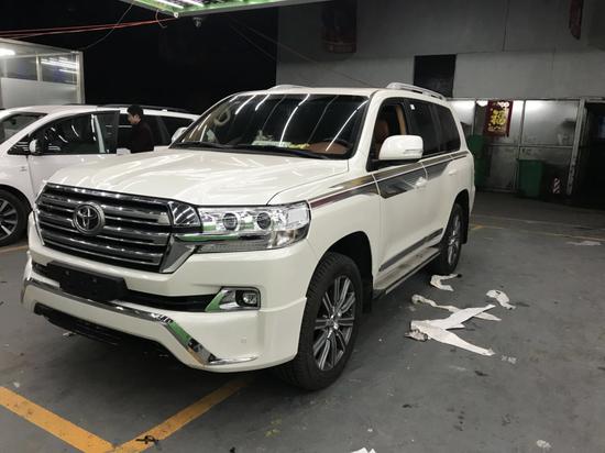 20款兰德酷路泽天津改装实拍现车配置