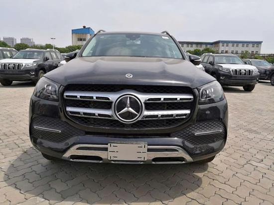 20款奔驰GLS450现车最低价优惠3万畅销
