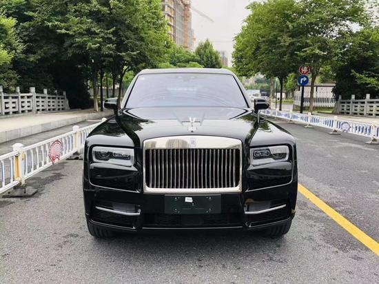 劳斯莱斯库里南现车配置优惠外观内饰