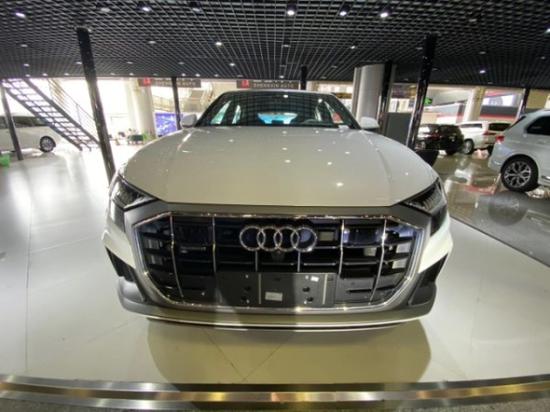 20款奥迪Q8最新港口行情最新报价大酬宾