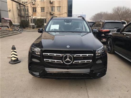 2020款奔驰GLS450简单大气老板级座驾