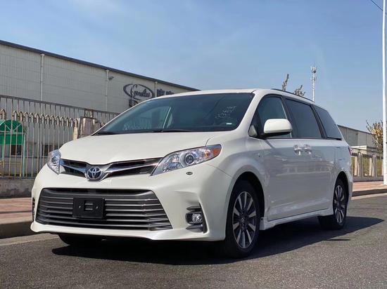 20款丰田塞纳价格极尽奢华外观内饰点评