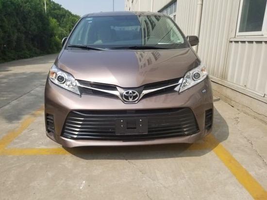 20款丰田塞纳两驱LE港口最新报价40万起