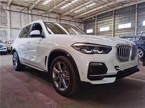2020款宝马X5天津港特价促销优惠5万起售