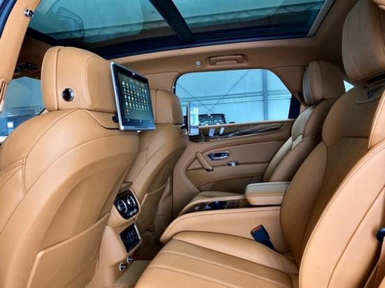 20款宾利添越国六汽柴油及3.0T夏季待售