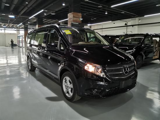 19款中东版威霆迈巴赫版商务车国六报价