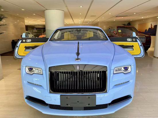 劳斯莱斯魅影天津港落地价格速度最快SU