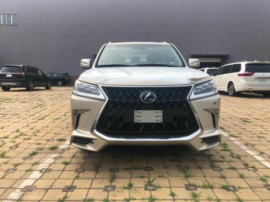 中东版雷克萨斯570高级金优惠5万送礼包