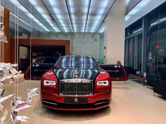 劳斯莱斯魅影双拼夏末订车享30万大优惠