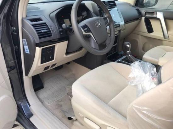 黑色丰田霸道4000VX外挂丝绒版真实报价