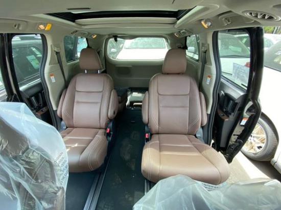 20款丰田塞纳LTD原装进口现车降价优惠