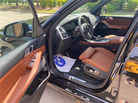 2020款宝马X7国六现车加版顶配本家报价