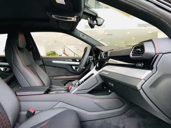 国六兰博基尼Urus报价 超跑的心看世界