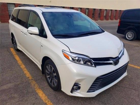 20款丰田塞纳两驱四驱配置解析现车价格