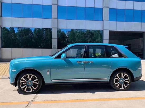 2020款劳斯莱斯库里南 现车金秋优惠50万