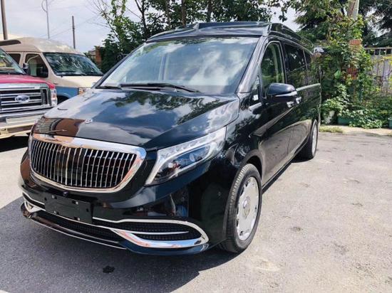 20款奔驰威霆定制高顶七座VS680国六报价