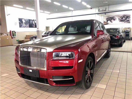 劳斯莱斯库里南霸气感绝对是同价位之最